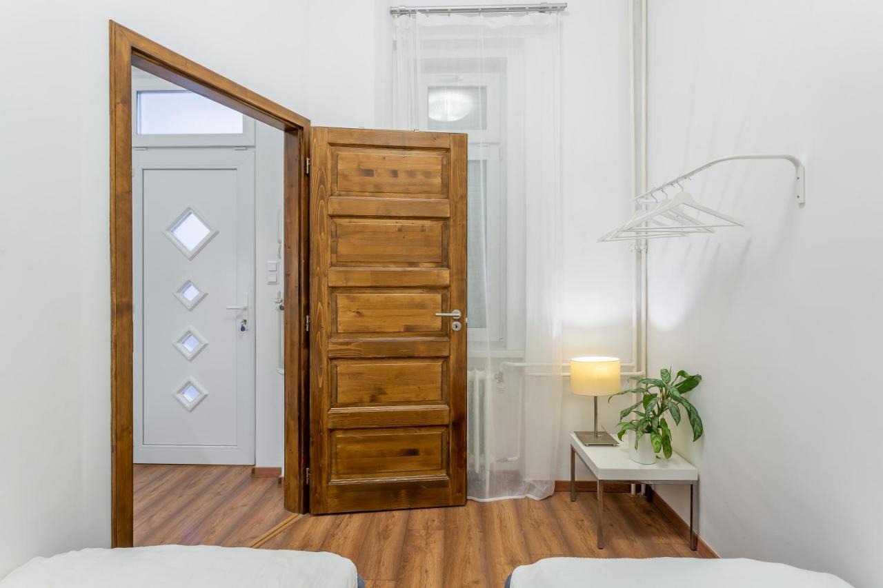 Central Avenue Apartment Βουδαπέστη Εξωτερικό φωτογραφία